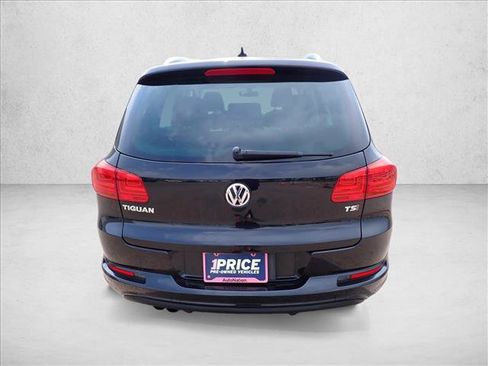 Used 2017 Volkswagen Tiguan Sport FWD image 3