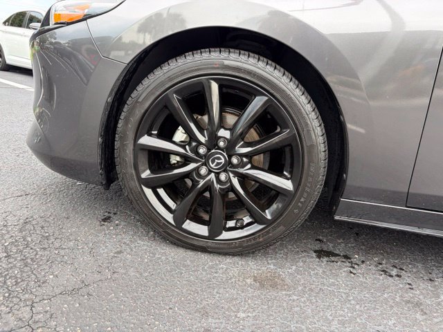 Used 2024 MAZDA MAZDA3 s FWD image 9