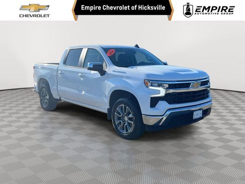 Used 2026 Chevrolet Silverado 1500 LT AWD/4WD image 1