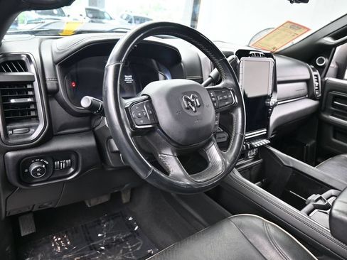Used 2023 RAM 2500 Limited AWD/4WD image 11