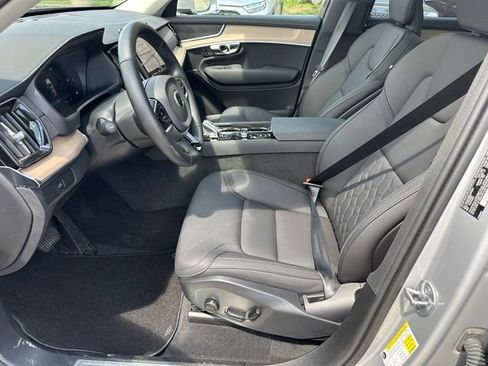 Used 2025 Volvo XC90 B6 Plus AWD/4WD image 20