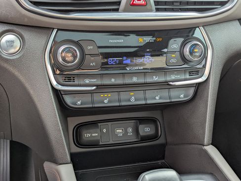 Used 2019 Hyundai Santa Fe AWD image 24