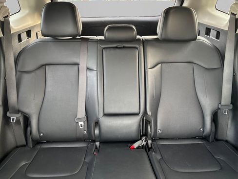 Used 2023 Kia Sportage EX AWD/4WD image 17