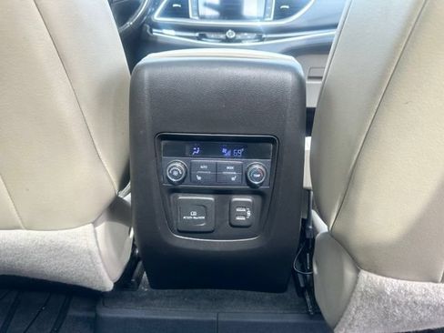 Used 2020 Buick Enclave Premium w/ Sun and Sites Package AWD/4WD image 16