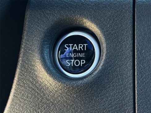 Used 2025 Nissan Frontier PRO-4X w/ Pro Convenience Package image 22