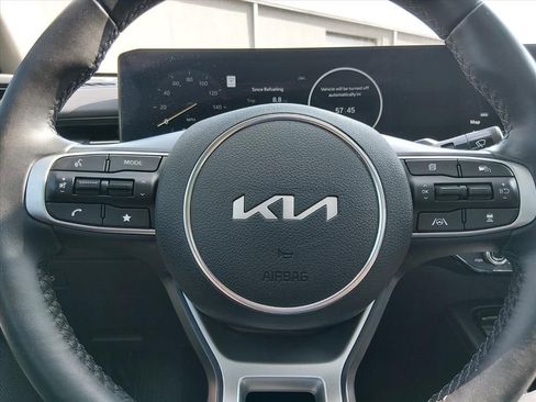 Used 2025 Kia K5 EX FWD image 17