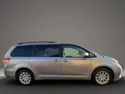 Used 2014 Toyota Sienna XLE