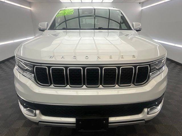 Used 2022 Jeep Wagoneer Series II AWD/4WD image 2