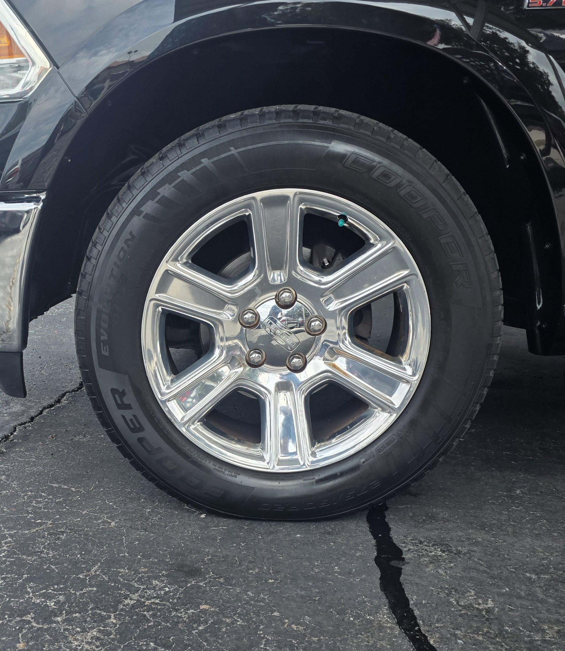 Used 2016 RAM 1500 Laramie Longhorn w/ Convenience Group AWD/4WD image 45