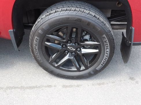 Used 2021 Chevrolet Silverado 1500 RST AWD/4WD image 9