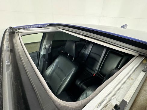 Used 2017 Honda Accord Touring image 27