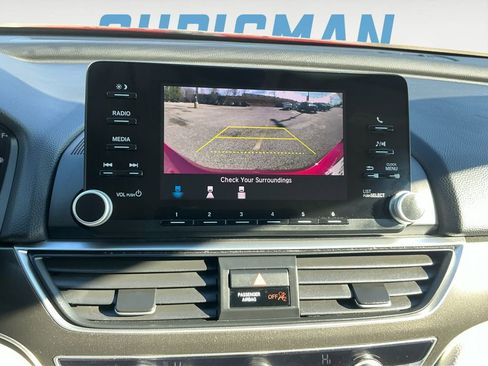 Used 2019 Honda Accord LX image 20