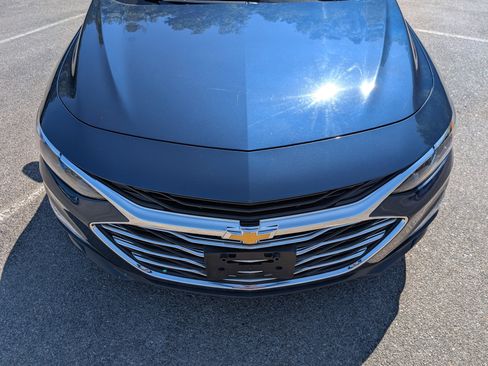Used 2022 Chevrolet Malibu LT FWD image 12