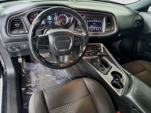 Used 2018 Dodge Challenger SXT w/ Blacktop Package image 17