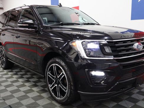 Used 2020 Ford Expedition Limited w/ Equipment Group 303A AWD/4WD image 24