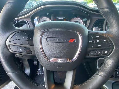 Used 2022 Dodge Challenger R/T Scat Pack RWD image 18