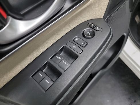 Used 2019 Honda CR-V EX image 14