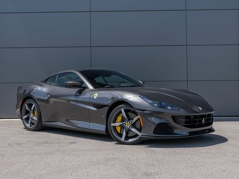 Certified 2023 Ferrari Portofino M RWD image 5