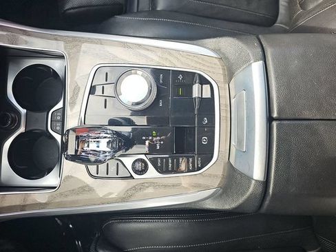Used 2020 BMW X7 M50i AWD/4WD image 15