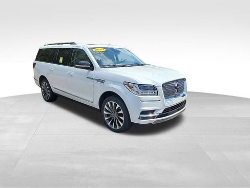 Used 2021 Lincoln Navigator L Reserve w/ Luxury Package AWD/4WD image 9