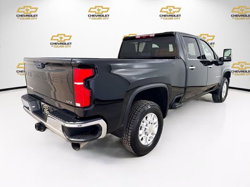Used 2024 Chevrolet Silverado 2500 LTZ w/ LTZ Premium Package AWD/4WD image 7