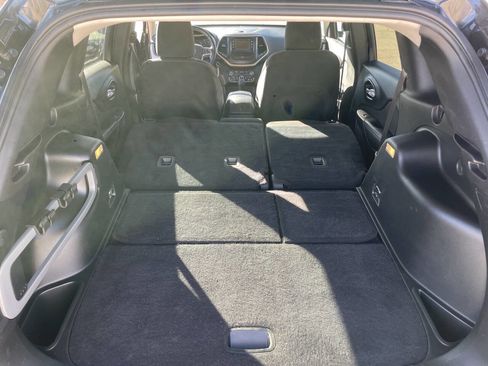 Used 2016 Jeep Cherokee Latitude image 28