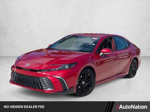 Certified 2026 Toyota Camry SE FWD image 1