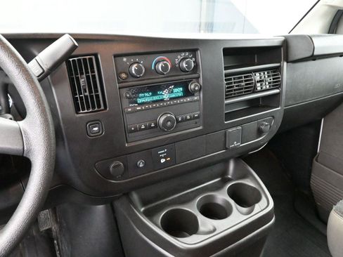 Used 2024 GMC Savana 2500 w/ Driver Convenience Package image 20