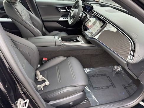 New 2026 Mercedes-Benz E 53 AMG e 4MATIC Sedan image 15
