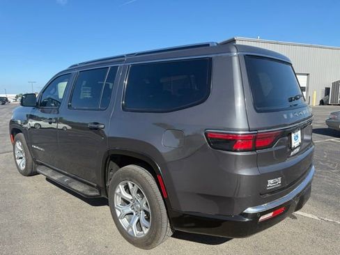 Used 2022 Jeep Wagoneer Series II image 4