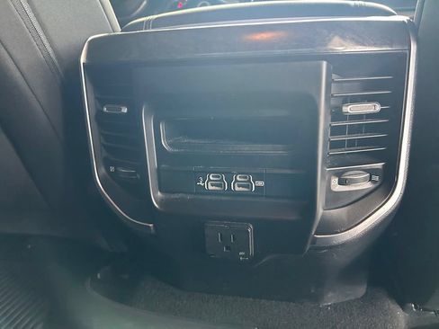 Used 2019 RAM 1500 Big Horn RWD image 31