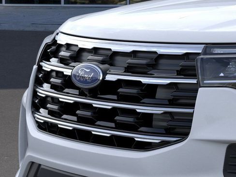 New 2026 Ford Explorer Active image 18