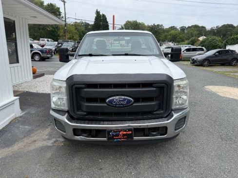 Used 2016 Ford F250 XL w/ Power Equipment Group image 12