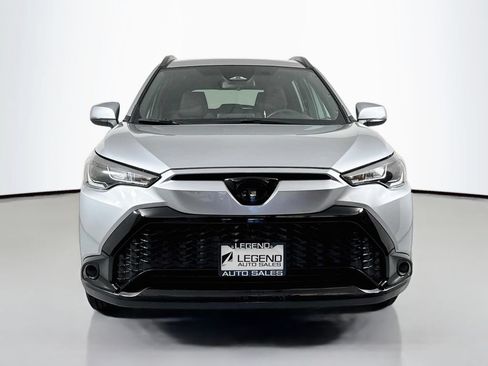 Used 2024 Toyota Corolla Cross AWD Hybrid image 2
