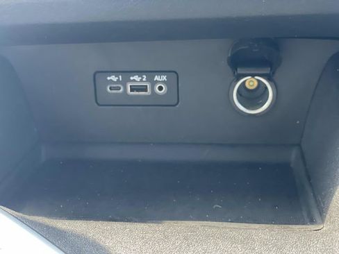 Used 2025 Nissan Altima 2.5 SV FWD image 27