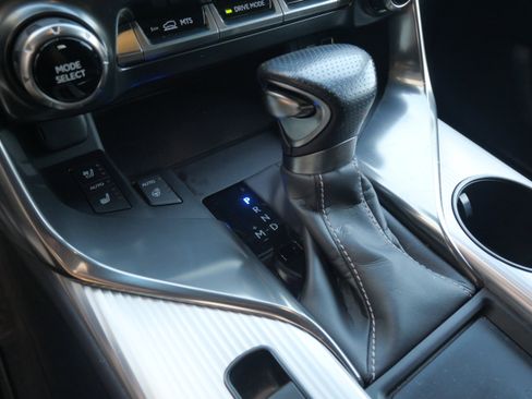 Used 2023 Lexus LX 600 F Sport w/ Accessory Package (Z1) image 19