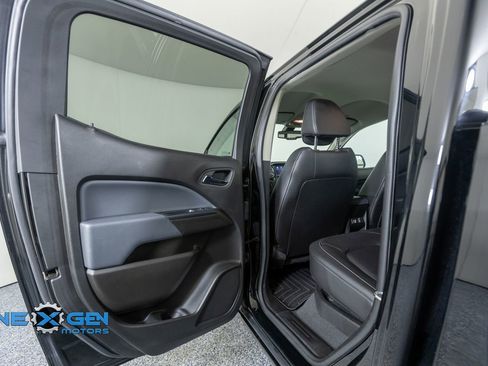 Used 2022 Chevrolet Colorado Z71 w/ Z71 Midnight Edition AWD/4WD image 25