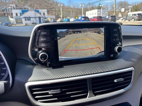 Used 2020 Hyundai Tucson SE image 17