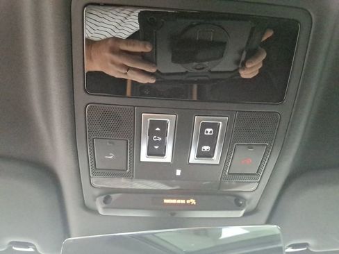 Used 2023 Land Rover Defender 90 X image 28