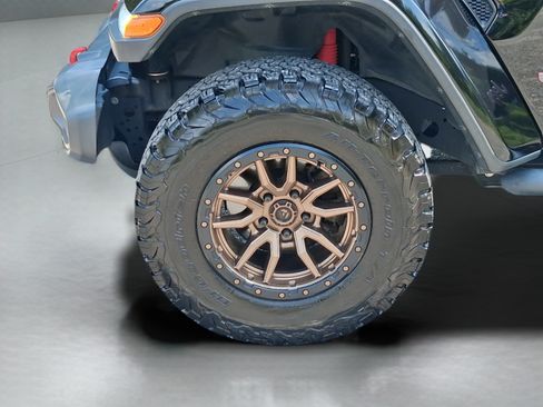 Used 2021 Jeep Wrangler Unlimited Rubicon AWD/4WD image 9