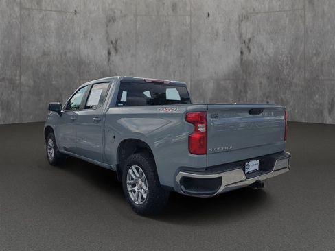 Used 2024 Chevrolet Silverado 1500 LT AWD/4WD image 4