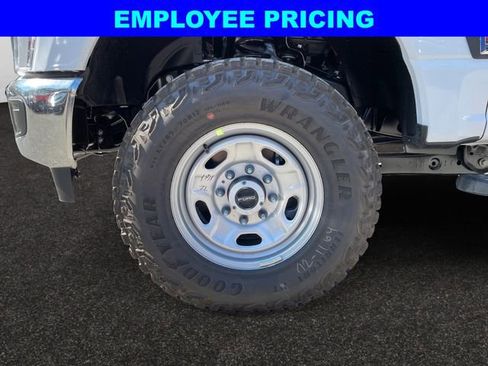 New 2026 Ford F350 XL w/ XL Off-Road Package AWD/4WD image 13