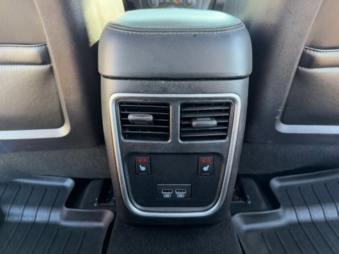 Used 2020 Dodge Charger R/T w/ Plus Group image 30