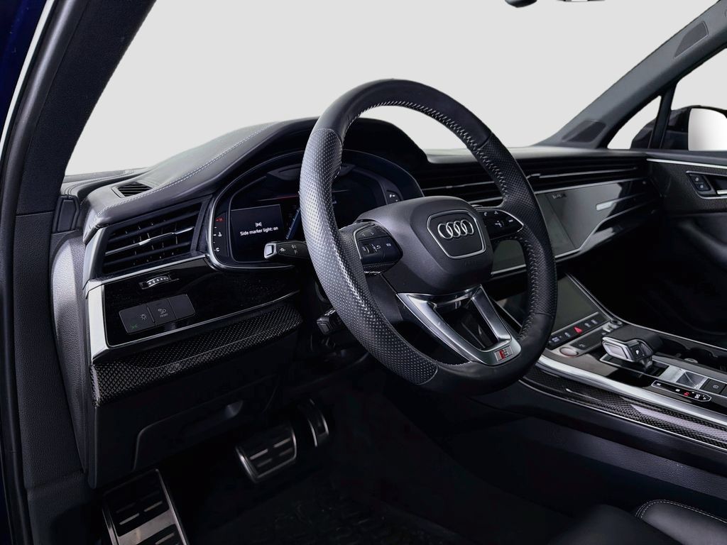 Used 2020 Audi SQ7 Premium Plus w/ Towing Package AWD/4WD image 10