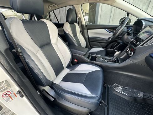 Used 2019 Subaru Crosstrek Hybrid w/ Moonroof Package w/Navigation AWD/4WD image 7