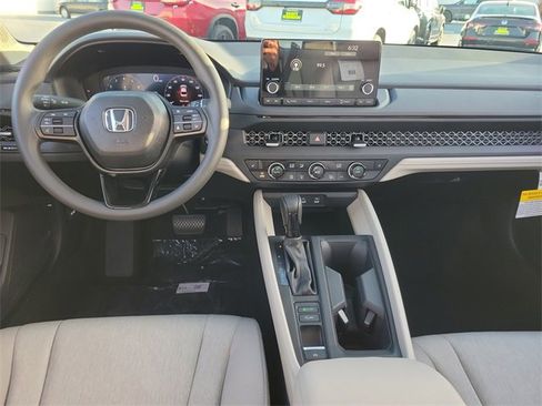 New 2025 Honda Accord SE image 9