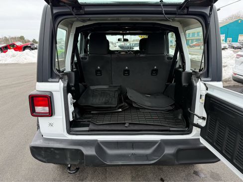 Used 2021 Jeep Wrangler Unlimited Sport image 8