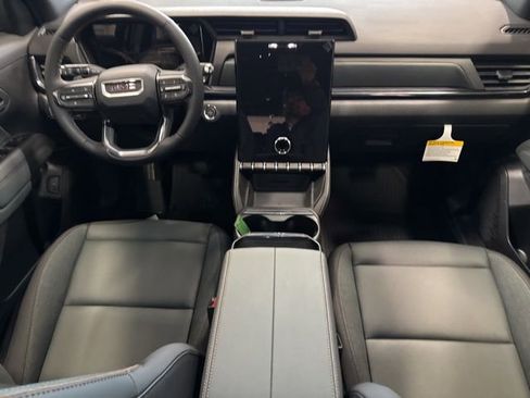 New 2026 GMC Terrain AT4 w/ Convenience Package III image 37