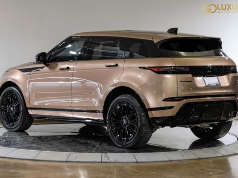 Used 2024 Land Rover Range Rover Evoque Dynamic SE image 12