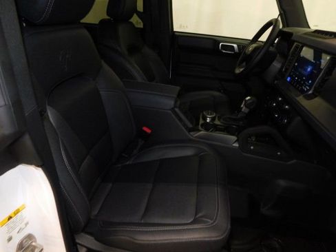 New 2025 Ford Bronco Badlands image 20